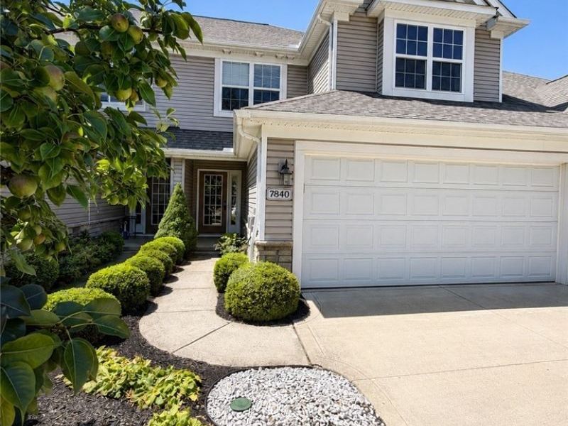 7840 Overton Drive, Mentor, OH 44060 Photo 1