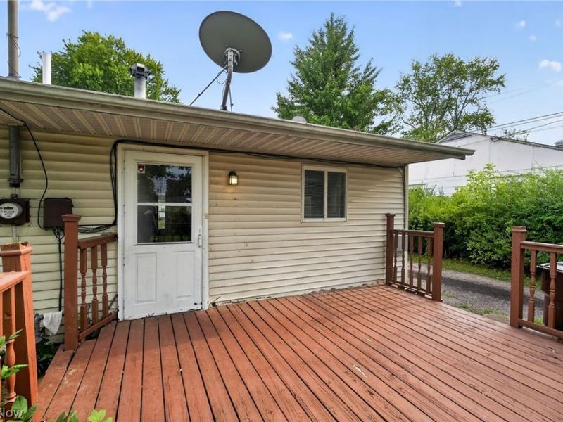 1391 Azalea Drive , Dayton, OH 45417 Photo 2