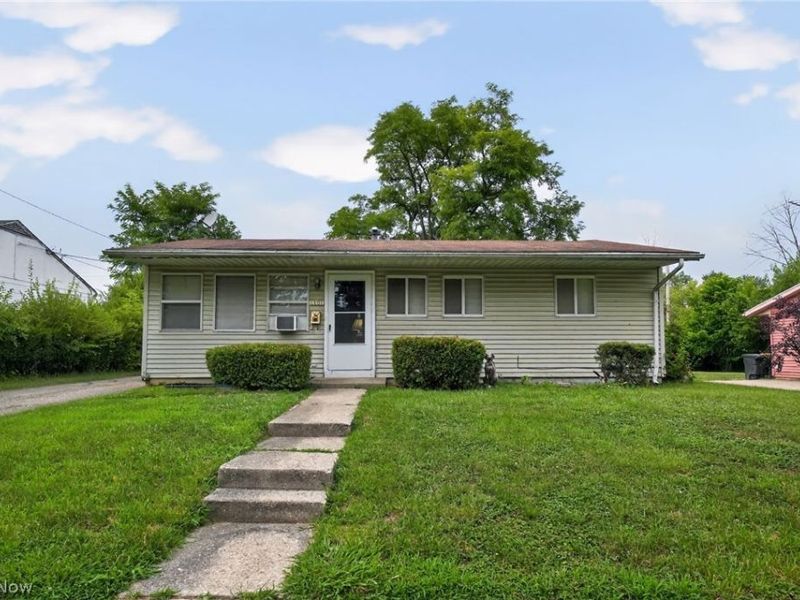 1391 Azalea Drive , Dayton, OH 45417 Photo 7