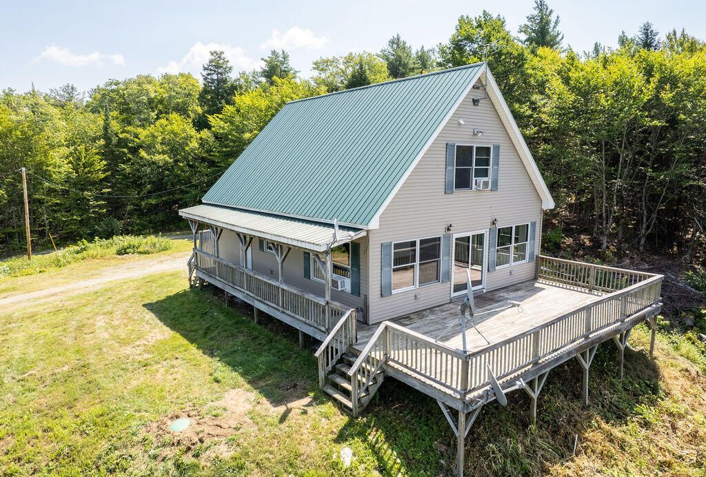 92 5 Corners Road, New Sharon, ME 04955 Main Photo