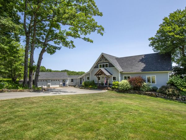 10 Dodge Mountain Road, Rockland, ME 04841
