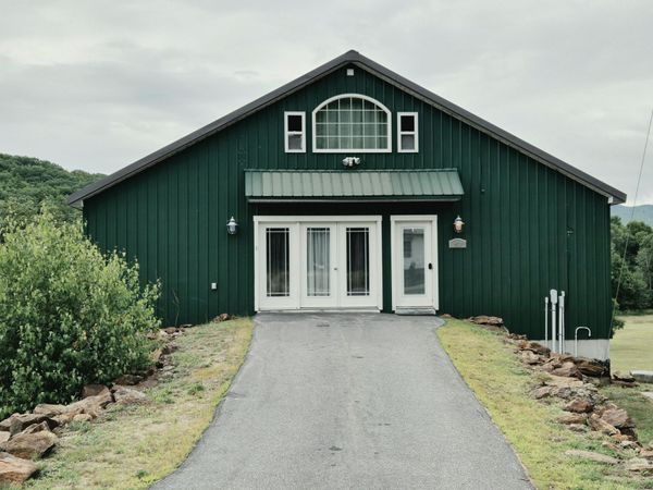 432 Auburn Road , Peru, ME 04290