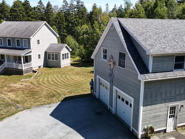 21 Lemoine Road , Swans Island, ME 04685