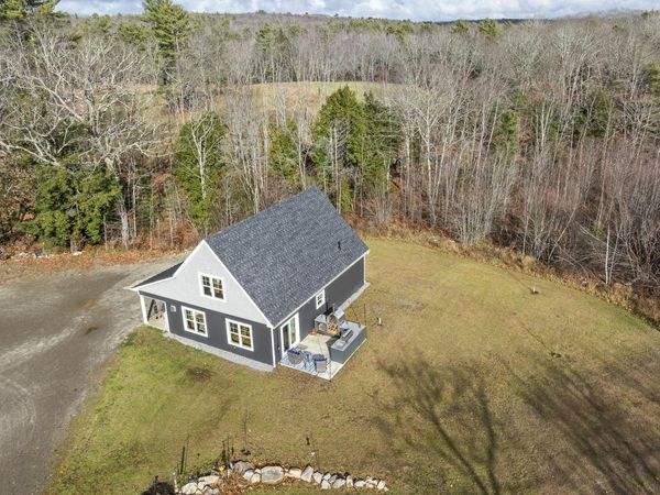 145 E Pond Road , Nobleboro, ME 04555