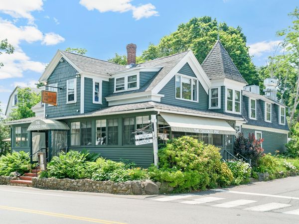 30 Shore Road , Ogunquit, ME 03907