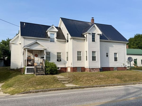 4 Hazen Street , Norway, ME 04268