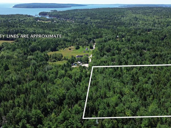 M39, L30D Jay Carter Road , Blue Hill, ME 04614