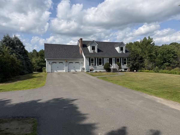 84 Meadow Road , Winterport, ME 04496
