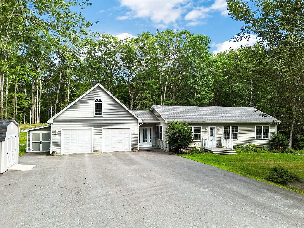 27 Ruby Ridge Road, Winthrop, ME 04364 Main Photo