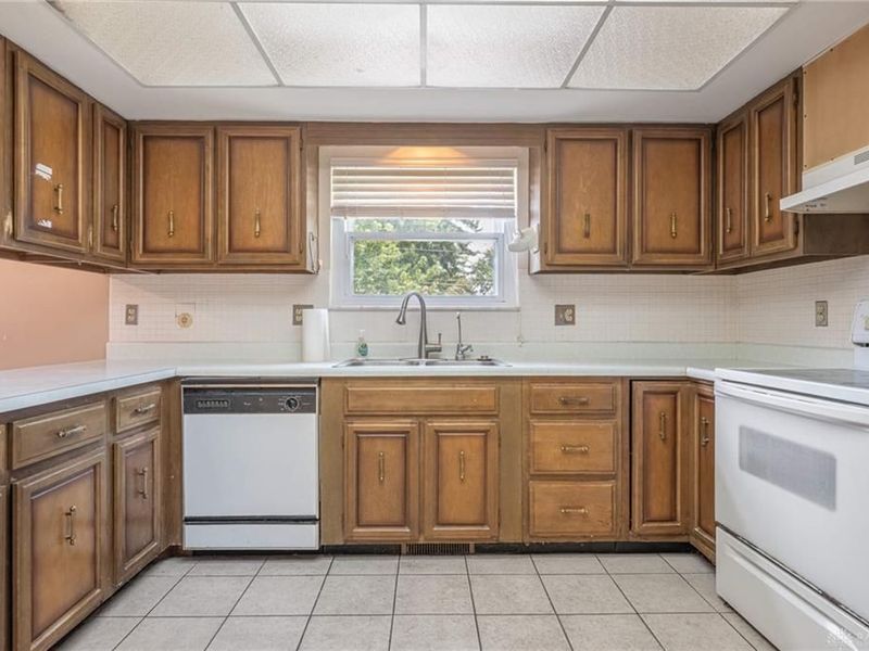 4848 Marshall Road, Kettering, OH 45429 Photo 9