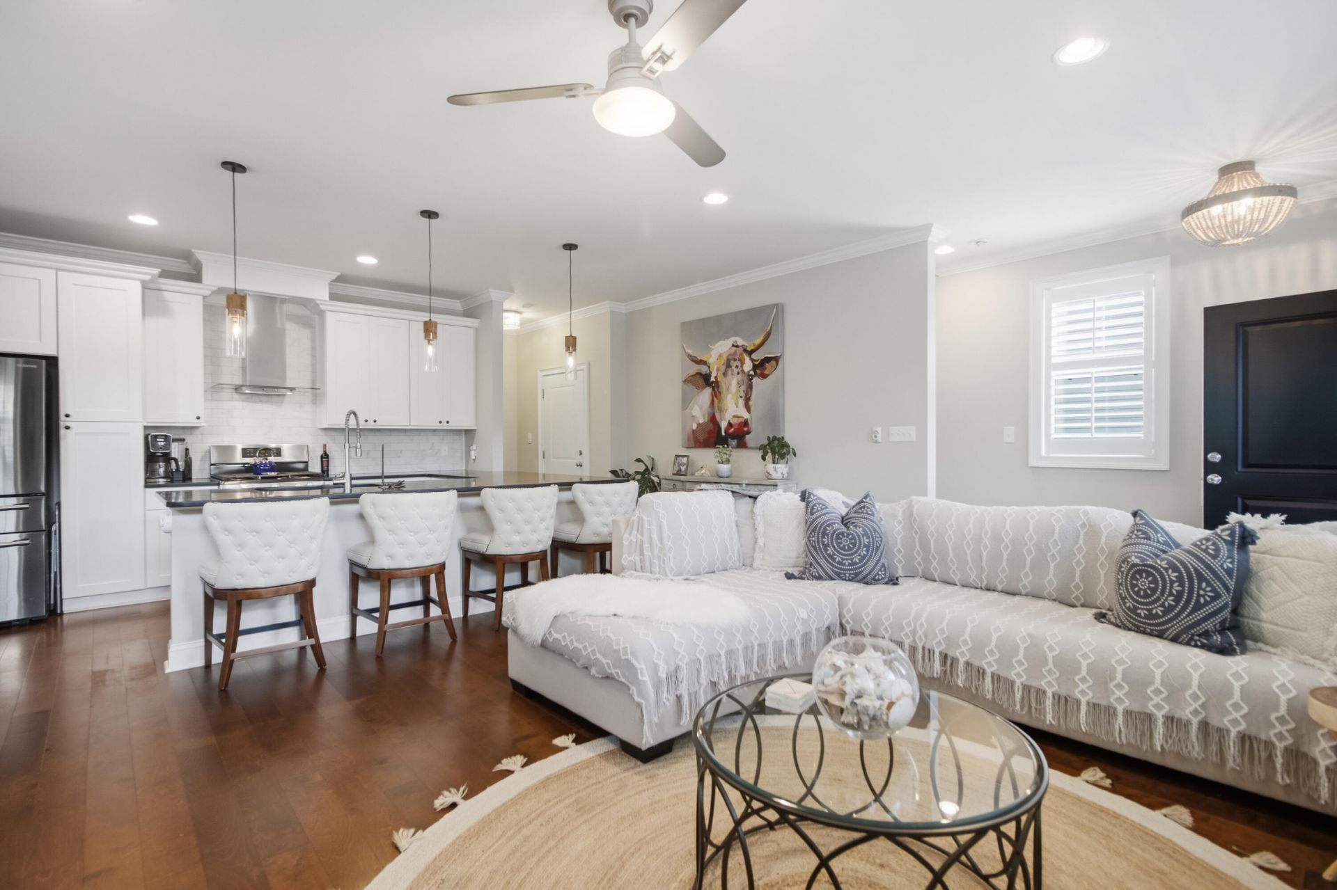 5138 Hyde Park Village Lane Photo 12