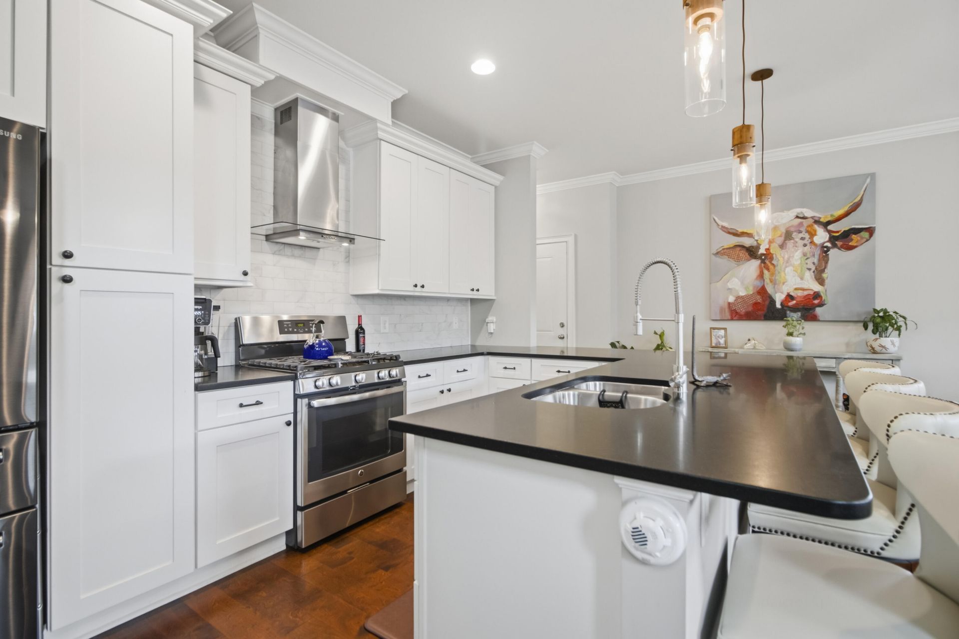 5138 Hyde Park Village Lane Photo 15