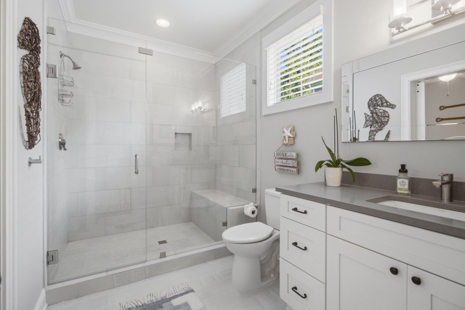 5138 Hyde Park Village Lane Photo 23