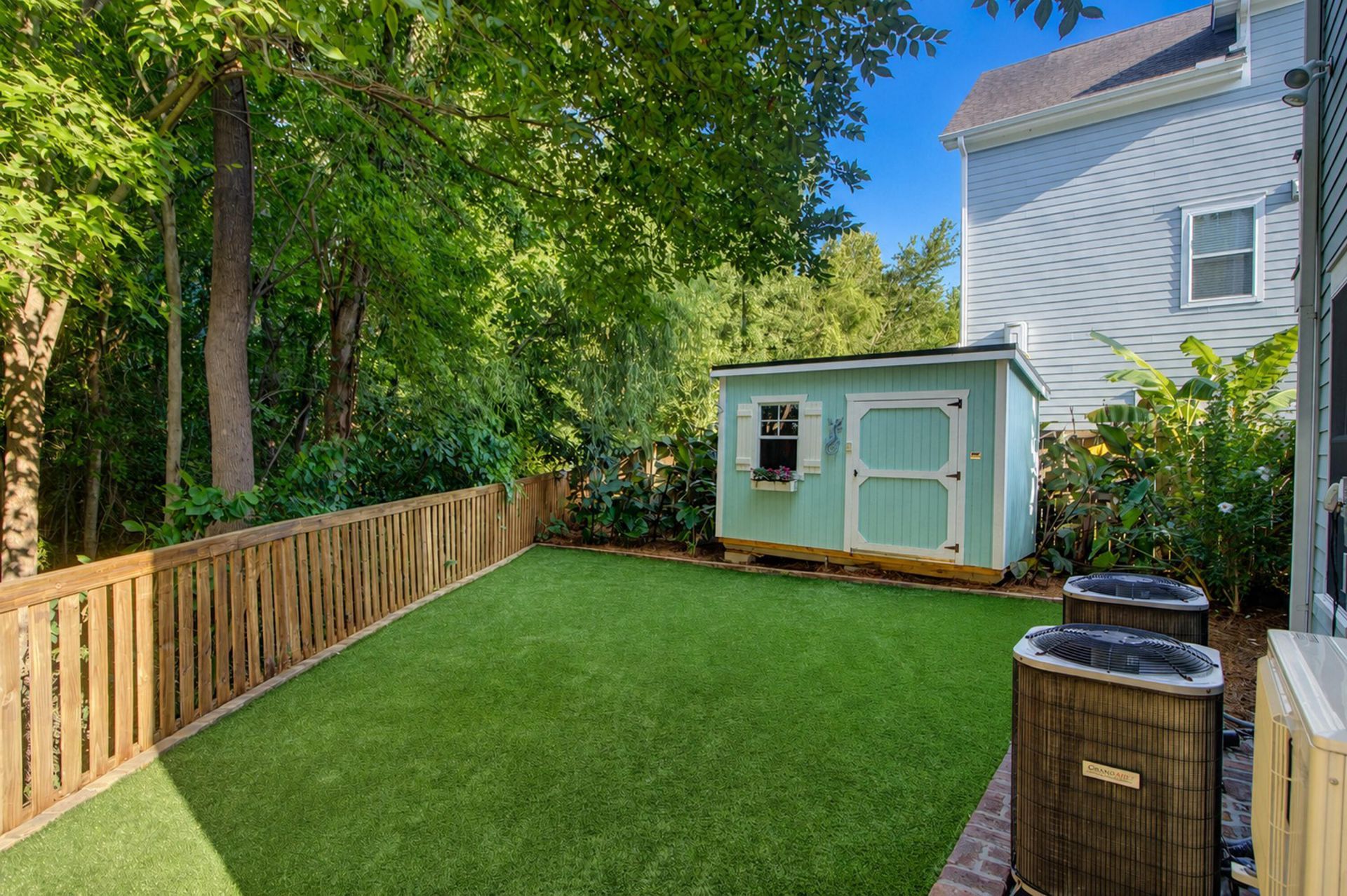 5138 Hyde Park Village Lane Photo 41