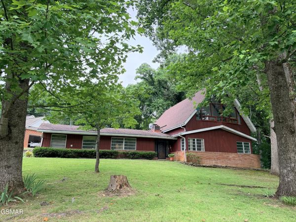 1072 Missionary Ridge Road, Newport, TN 37821