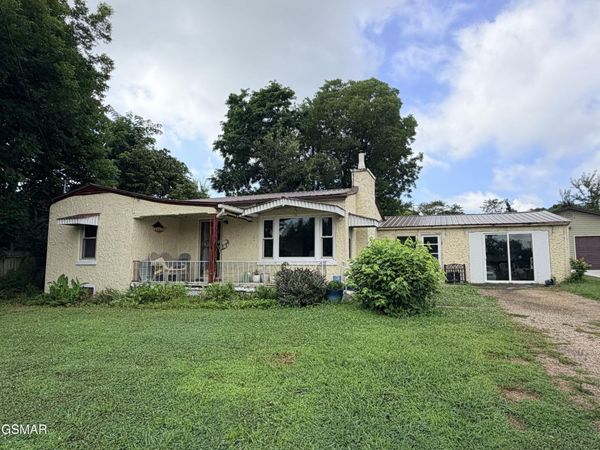 520 Upper Broad Street , Newport, TN 37821