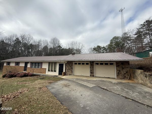 1342 Edwina-Bridgeport Road , Newport, TN 37821