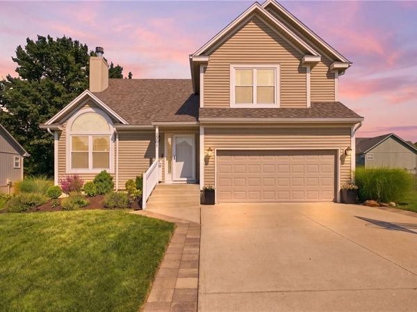 1301 Tabitha Lane, Greenwood, MO 64034
