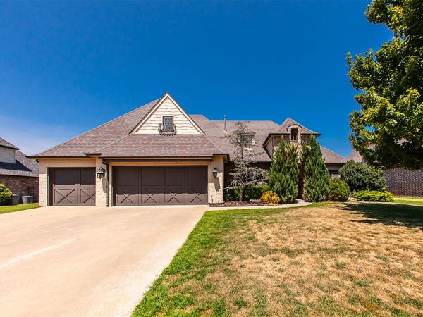 211 E 127th Street S, Jenks, OK 74037