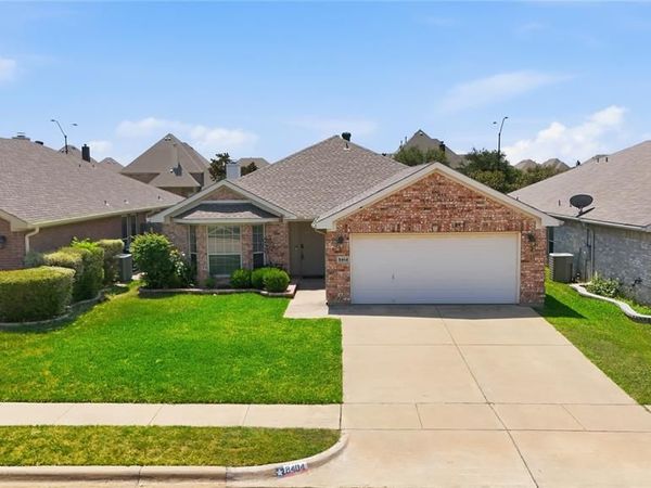 8404 Bowspirit Lane, Fort Worth, TX 76053