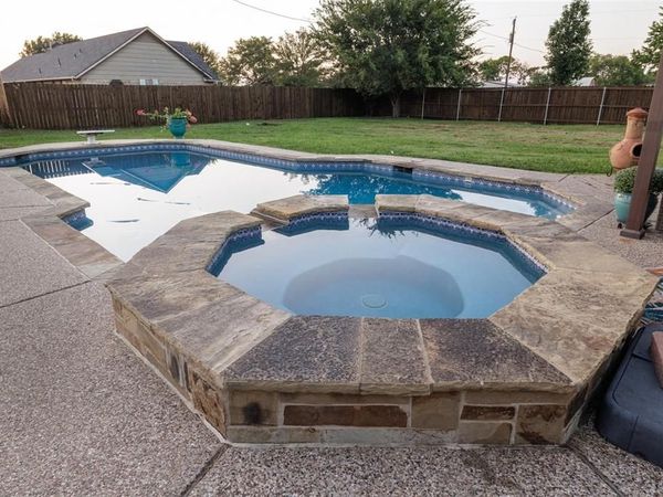 511 S Sulphur Street, Leonard, TX 75452