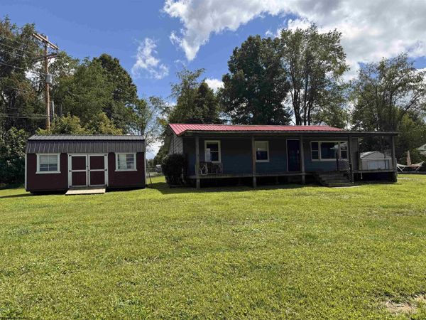 426 Oak Street, Jane Lew, WV 26378