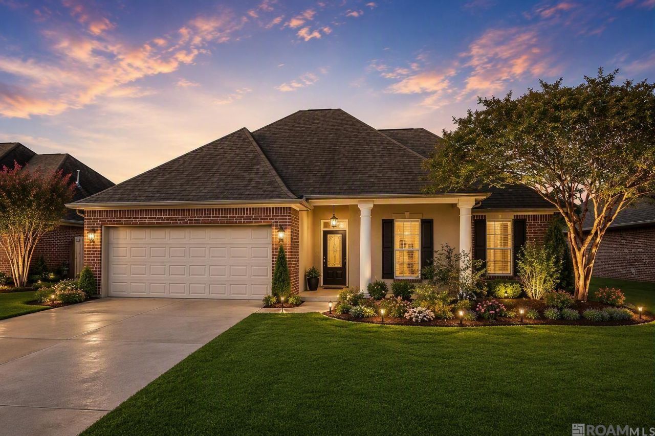 14019 Emma Way Cove Dr, Gonzales, LA 70737 Main Photo