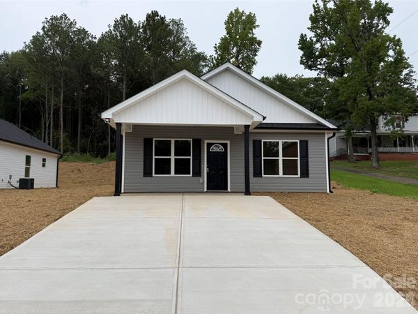 509 N Washington Street , Wadesboro, NC 28170
