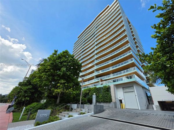 5775 Collins Ave , Unit 405, Miami Beach, FL 33140