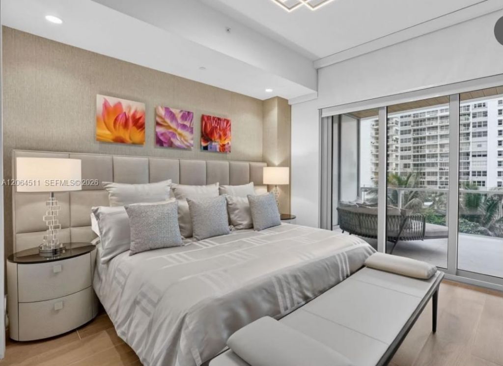 5775 Collins Ave, Unit 405, Miami Beach, FL 33140 Photo