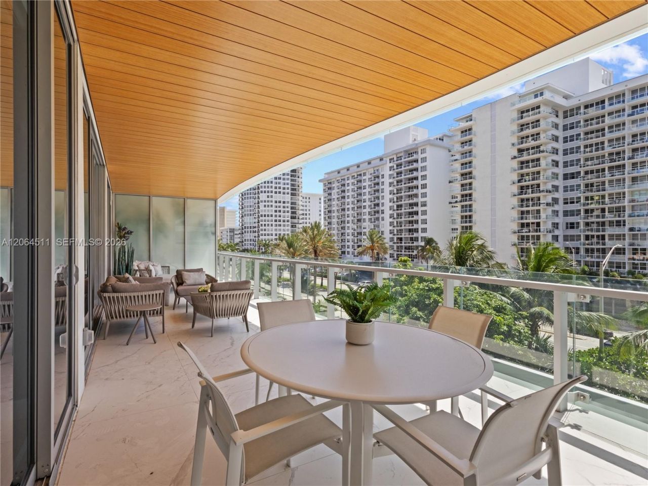 5775 Collins Ave, Unit 405, Miami Beach, FL 33140 Photo