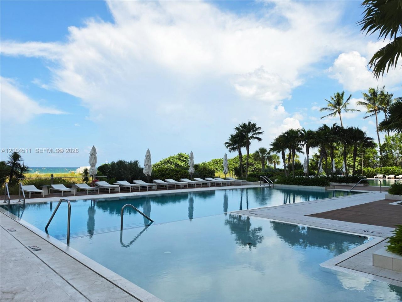5775 Collins Ave, Unit 405, Miami Beach, FL 33140 Photo