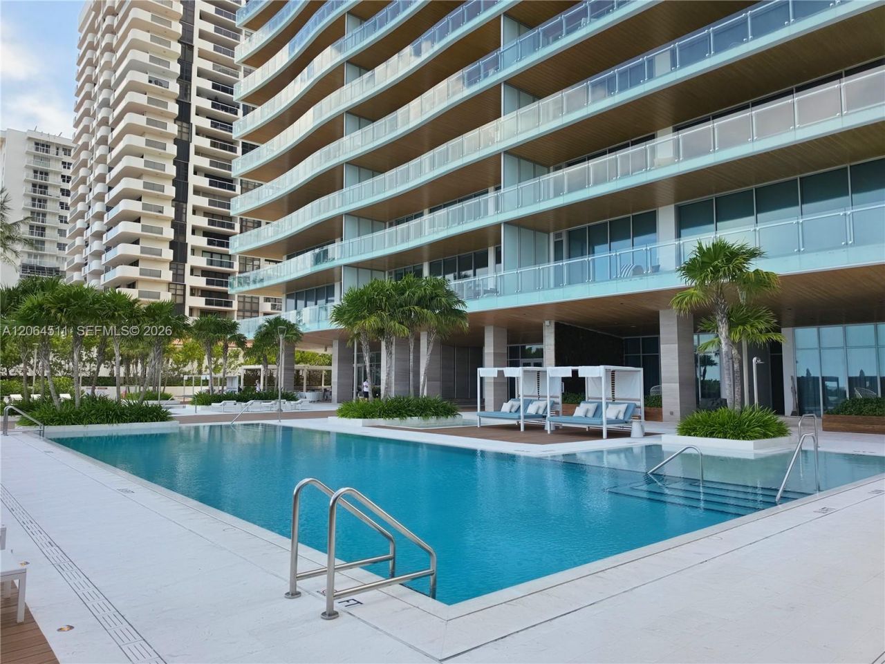 5775 Collins Ave, Unit 405, Miami Beach, FL 33140 Photo