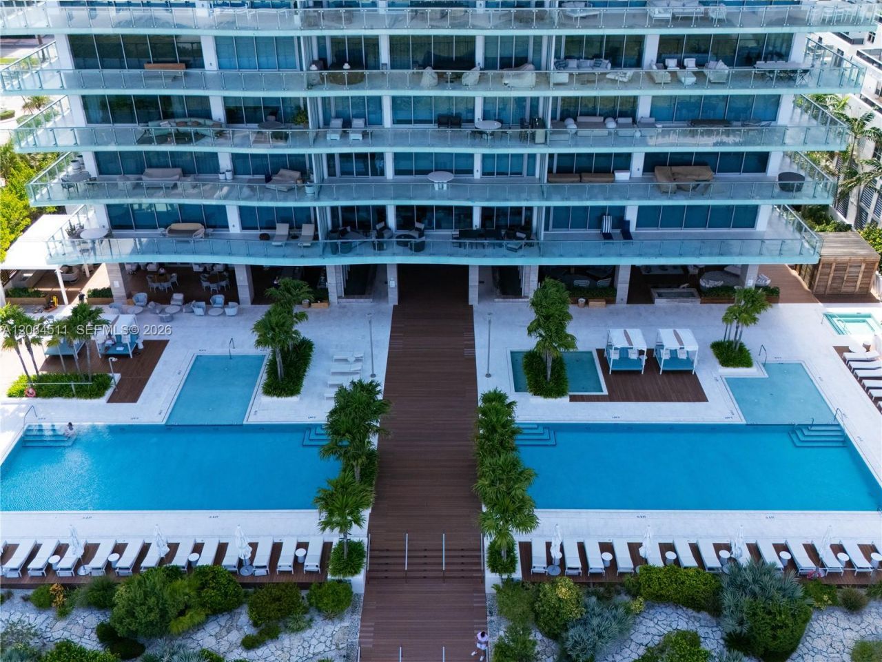 5775 Collins Ave, Unit 405, Miami Beach, FL 33140 Photo