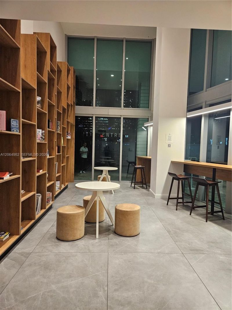350 S Miami Ave, Unit 2714, Miami, FL 33130 Photo