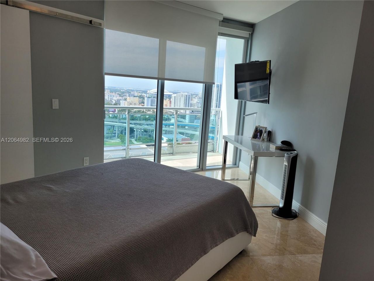 350 S Miami Ave, Unit 2714, Miami, FL 33130 Photo