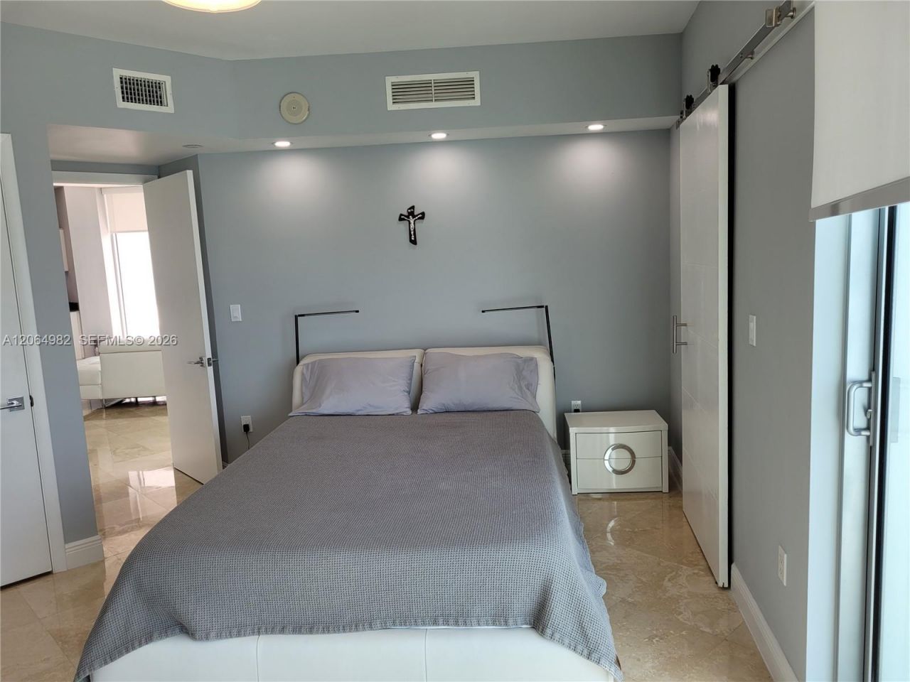 350 S Miami Ave, Unit 2714, Miami, FL 33130 Photo