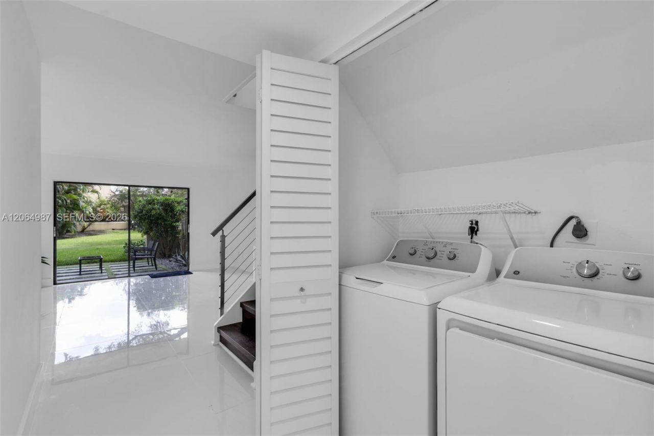 3843 Alcantara Ave, Unit 76B, Doral, FL 33178 Photo