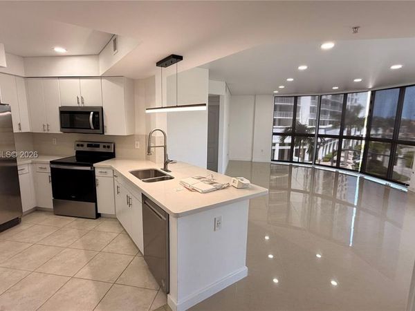 Unit 314, Hollywood, FL 33020