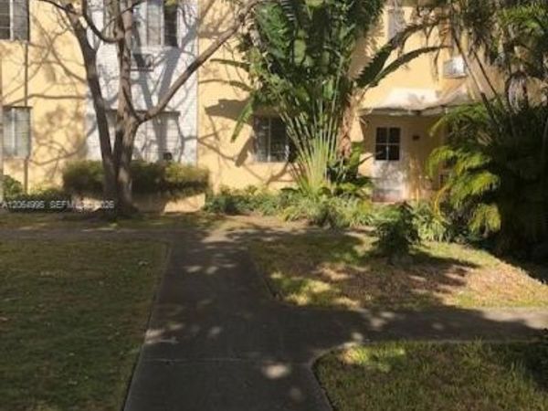 1010 E Ponce De Leon Blvd , Unit 3, Coral Gables, FL 33134