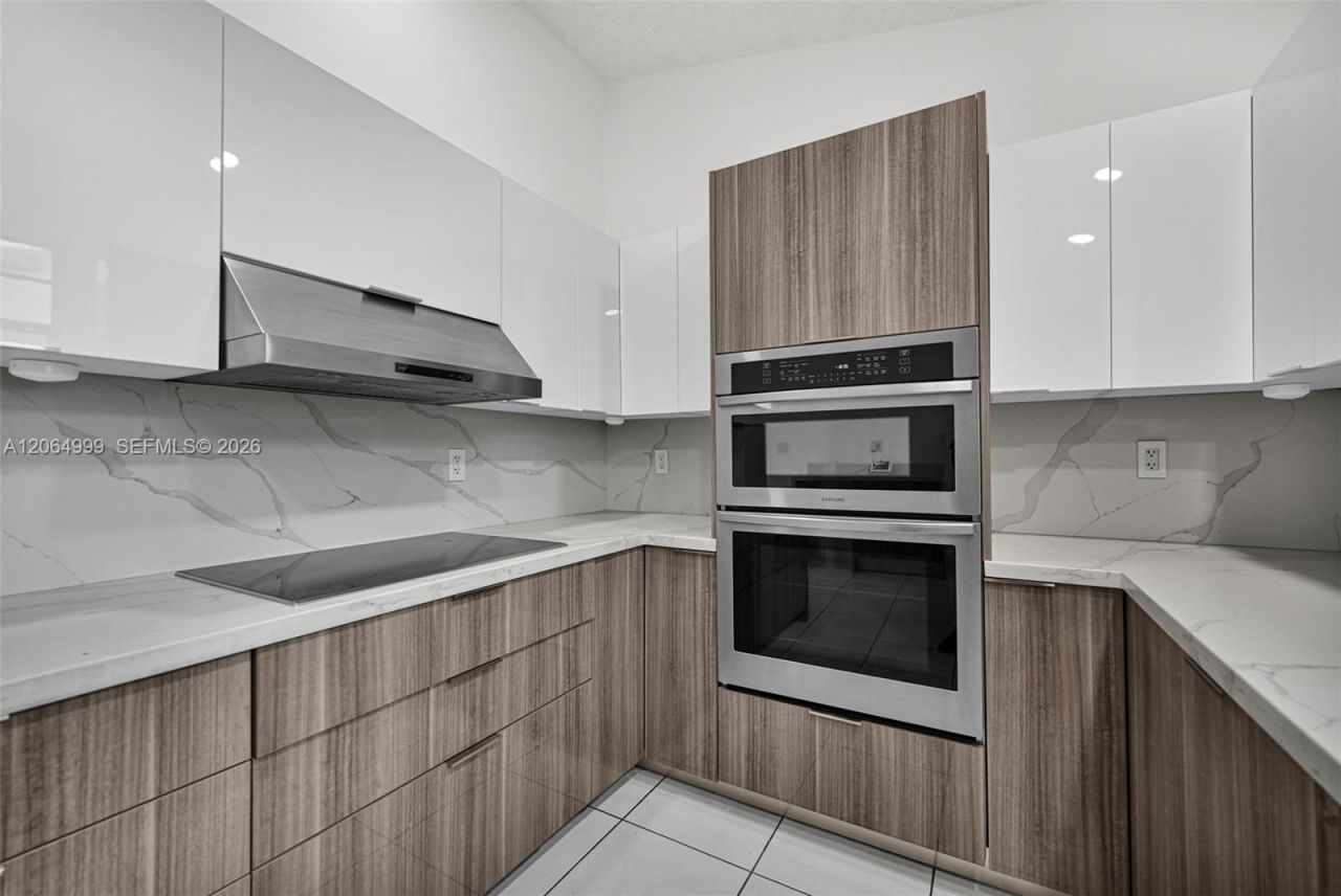 451 E 37th St , Hialeah, FL 33013 Photo