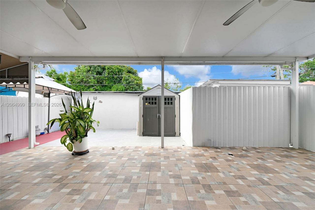 451 E 37th St , Hialeah, FL 33013 Photo