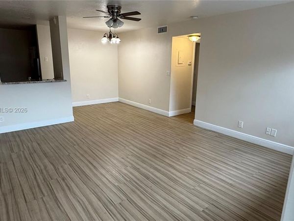 1006 Twin Lakes Dr , Unit 20-E, Coral Springs, FL 33071