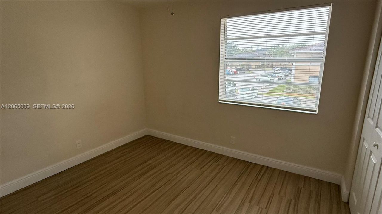 1006 Twin Lakes Dr, Unit 20-E, Coral Springs, FL 33071 Photo