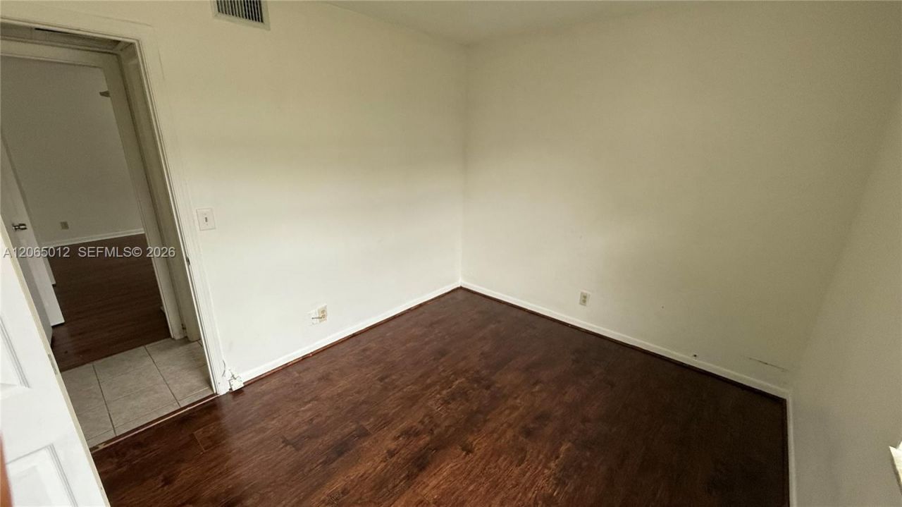 1032 Twin Lakes Dr, Unit 21-G, Coral Springs, FL 33071 Photo