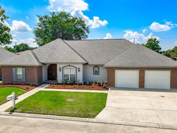 1236 BARBE Drive , Westwego, LA 70094