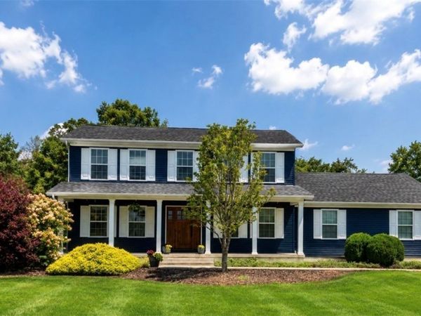 1850 Meadow Creek Drive , South Zanesville, OH 43701