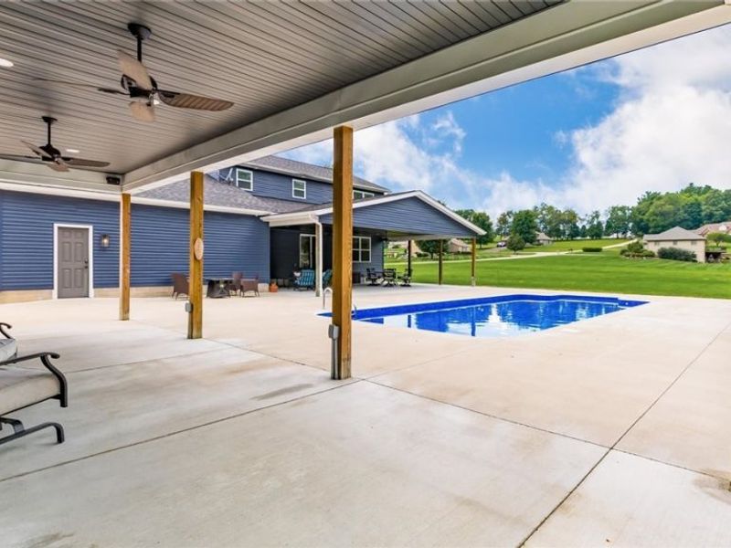 1850 Meadow Creek Drive, South Zanesville, OH 43701 Photo 22
