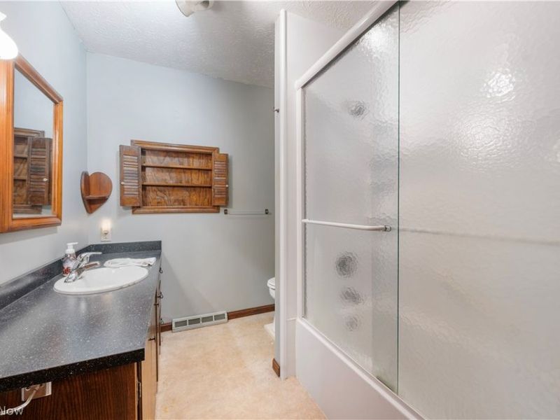 8533 infirmary Road , Ravenna, OH 44266 Photo 14