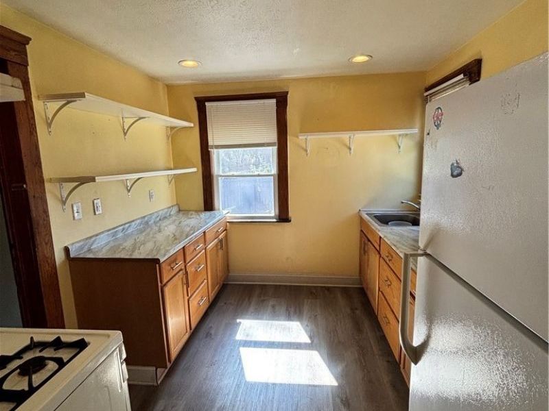 1422 W 112th Street, Cleveland, OH 44102 Photo 17